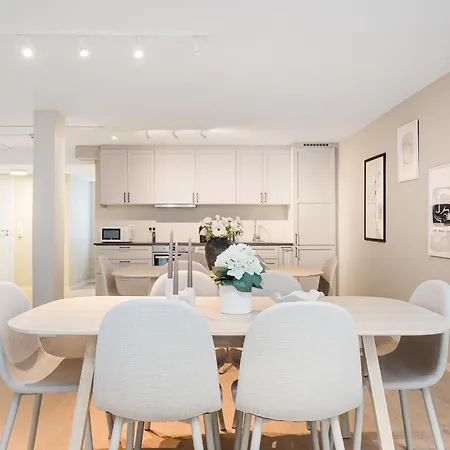 - 201 Διαμέρισμα