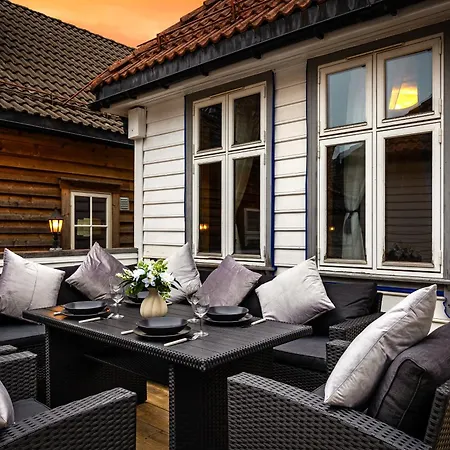 - 201 Διαμέρισμα